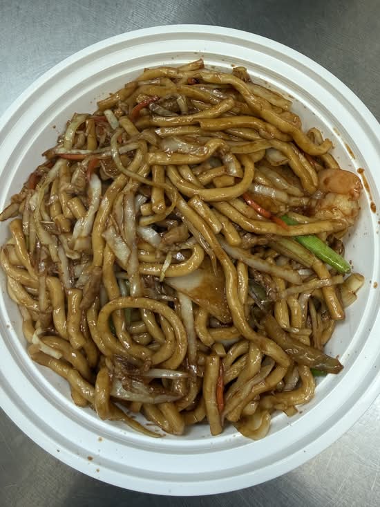 Shanghai Style Fried Noodle 上海粗炒